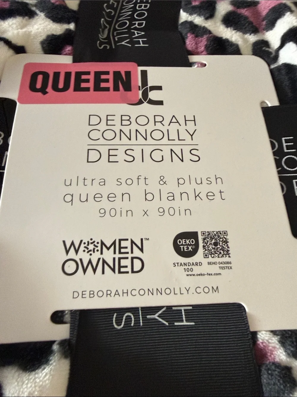 Queen Plush Skull & Leopard Print Blanket - White with Pink Accents